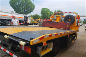 永年附近拖车电话号码服务